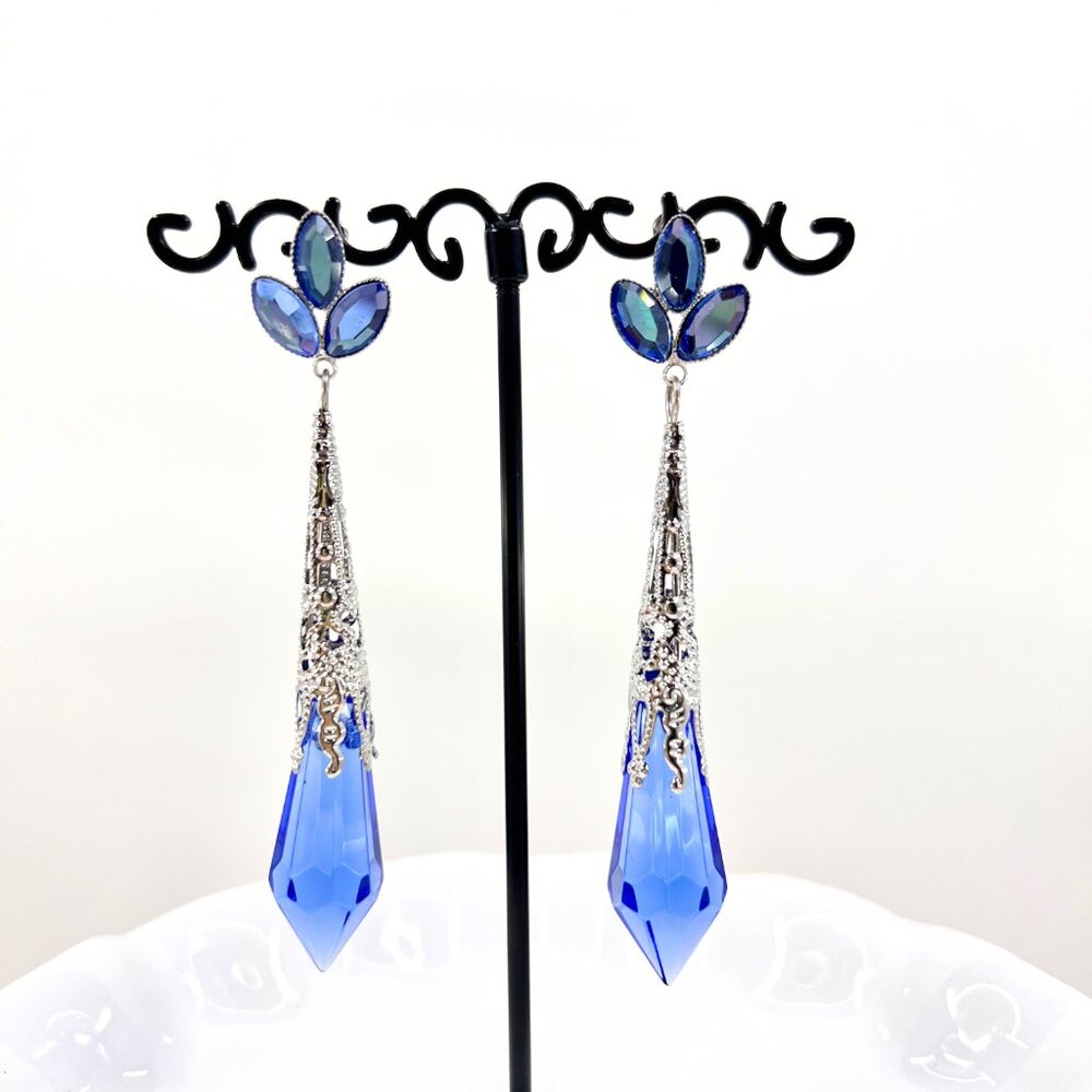 NWT – Charming Charlie – Blue Jeweled Drop Glass Dangle Silver Tone 3.5” Earring - Picture 3 of 9